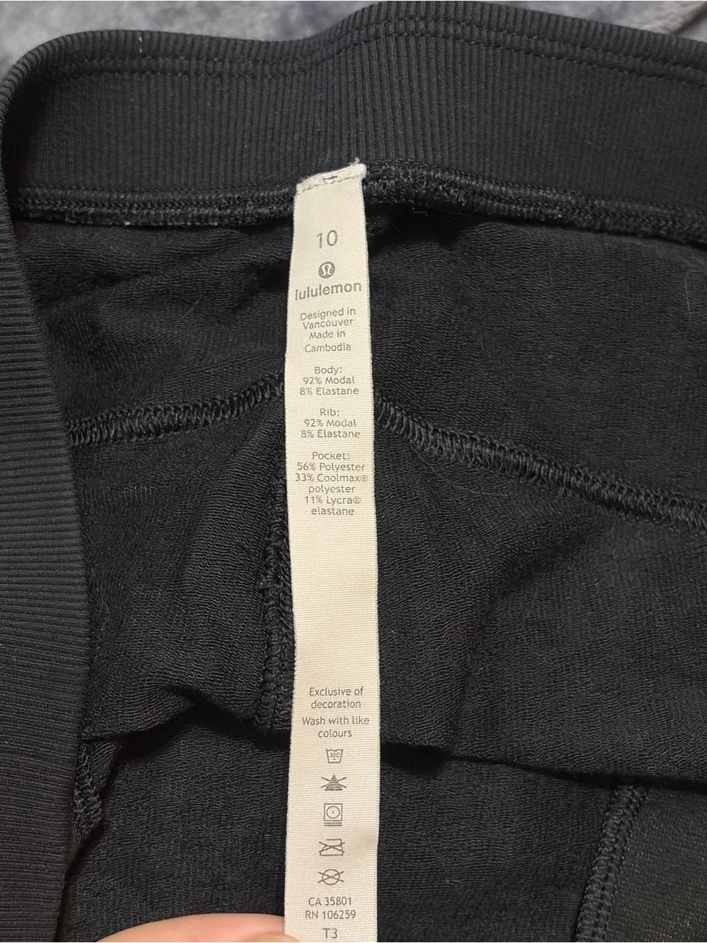 Lululemon Every Moment Pant 26” Black Size 10